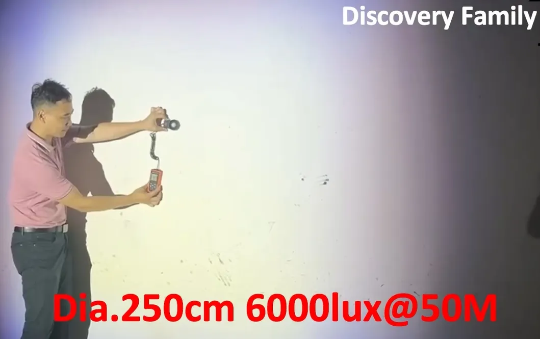 LED Spot Search Light 200W 300W IP66 resistente à água aço anticorrosivo 1000m 3000m Navio de mar Navio de barco Lâmpada de busca e resgate remota 1